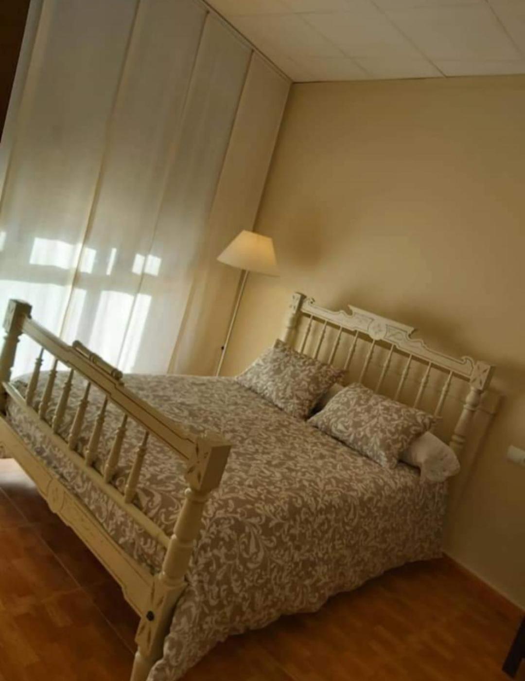 Comodo Apartamento Deltebre Exterior photo